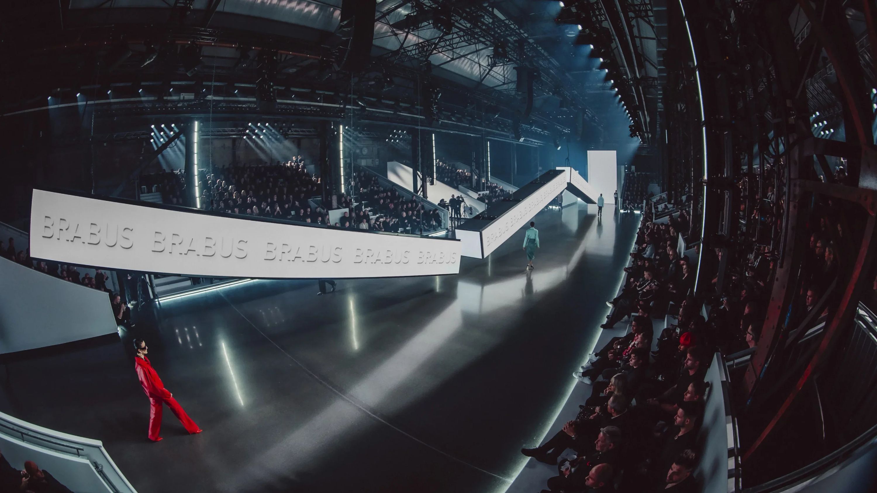 Brabus Signature Night: runway show in the lighting design by ST. ROBO